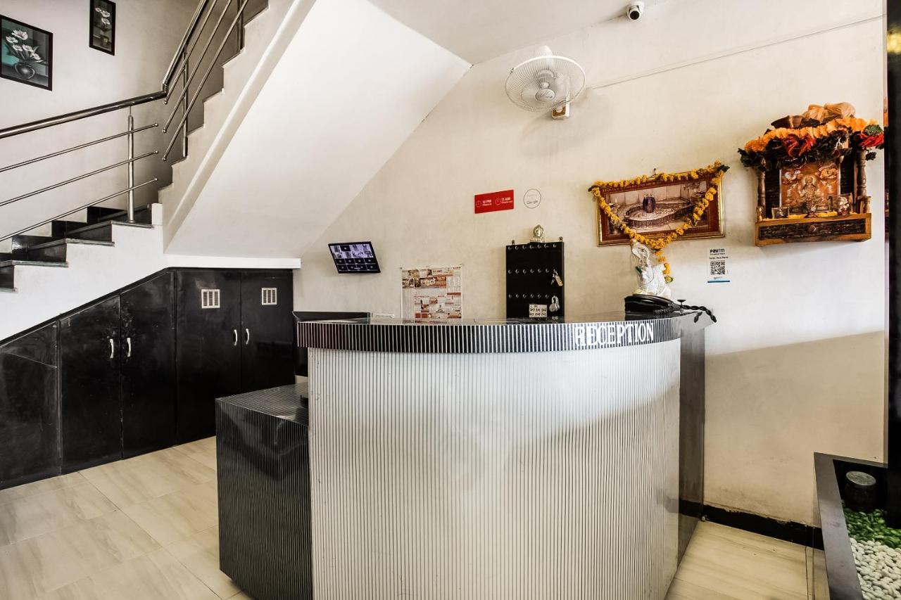 Oyo 39381 Kalajanki Hotel Ujjain Eksteriør billede