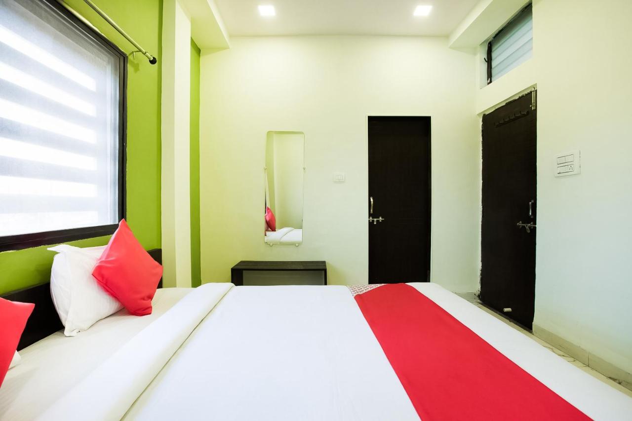 Oyo 39381 Kalajanki Hotel Ujjain Eksteriør billede